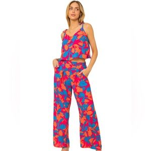 184. Women’s Floral Multi Print Sleeveless Pant Set NWT